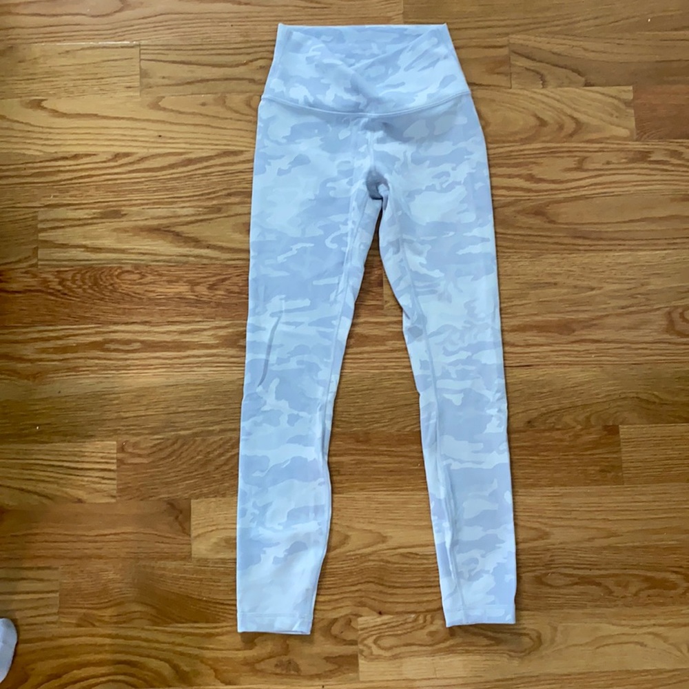 Wunder Under High-rise 25”